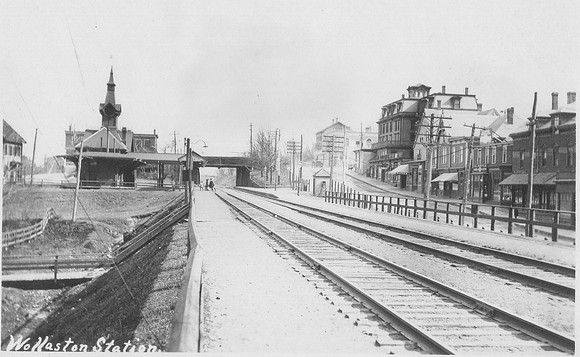 1911 - Wollaston Station