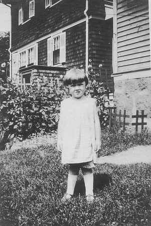 1923 - Doris
