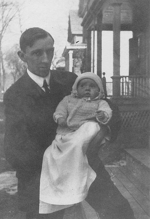 1914 - Edward Williams with Holly