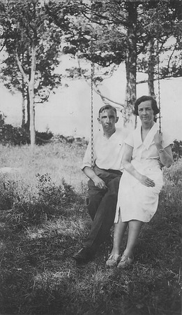 1912 - Edward & Annie